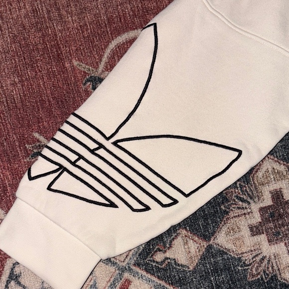 Adidas Men's Cream Hoodie with Black Accents - Picture 3 of 9